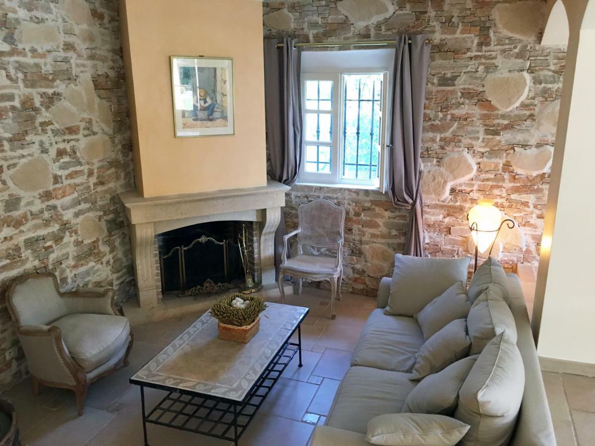 Le Champmazet Bed & Breakfast La Roquette-sur-Siagne Eksteriør bilde