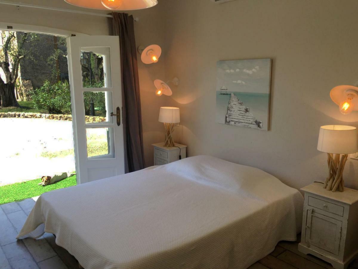 Le Champmazet Bed & Breakfast La Roquette-sur-Siagne Eksteriør bilde