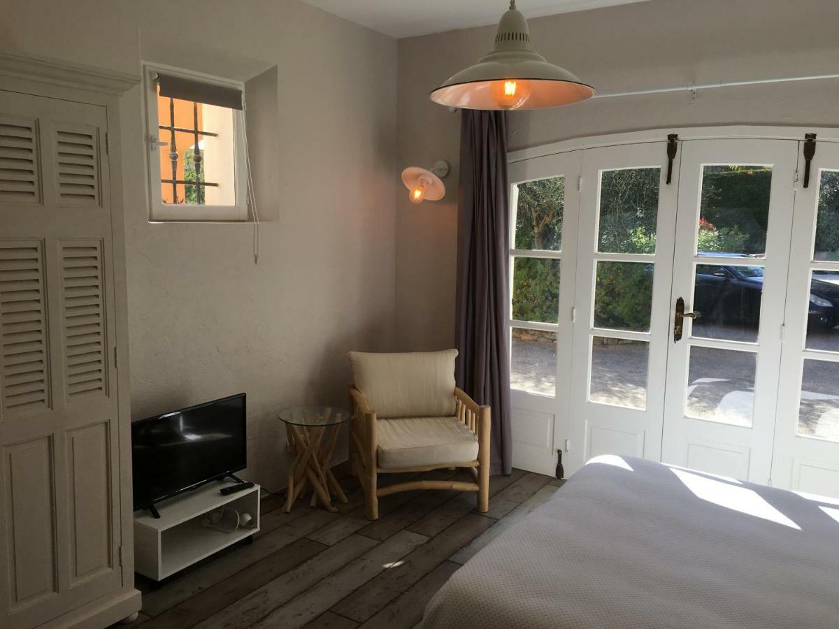 Le Champmazet Bed & Breakfast La Roquette-sur-Siagne Eksteriør bilde